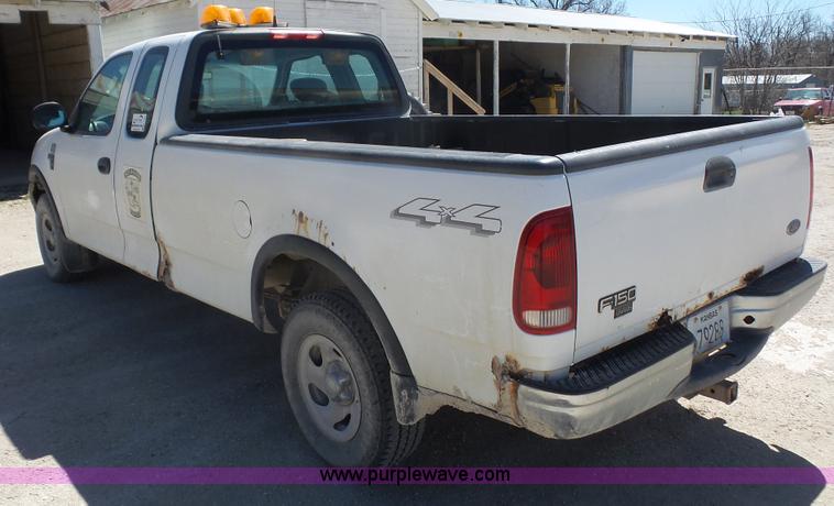 image for item K5204 2003 Ford F150 SuperCab pickup truck