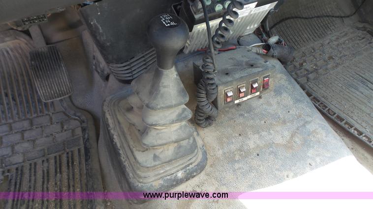 image for item K5204 2003 Ford F150 SuperCab pickup truck