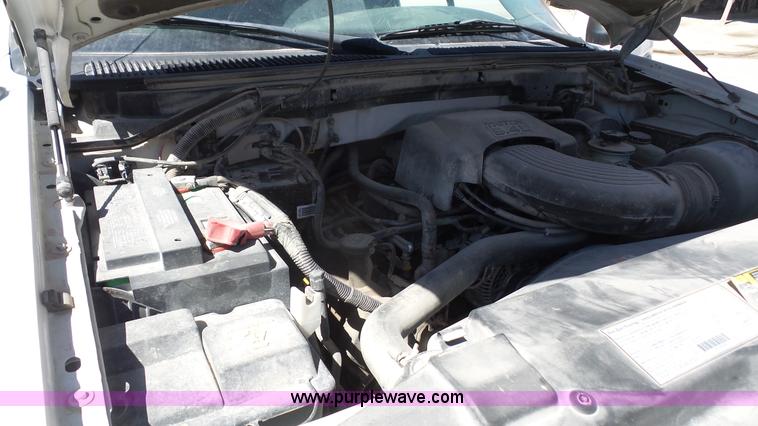 image for item K5204 2003 Ford F150 SuperCab pickup truck