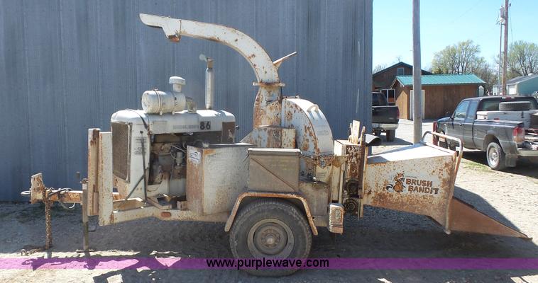 image for item K5205 Brush Bandit 200T chipper