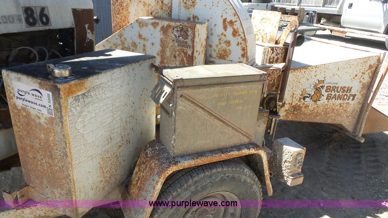 image for item K5205 Brush Bandit 200T chipper