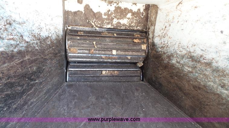 image for item K5205 Brush Bandit 200T chipper