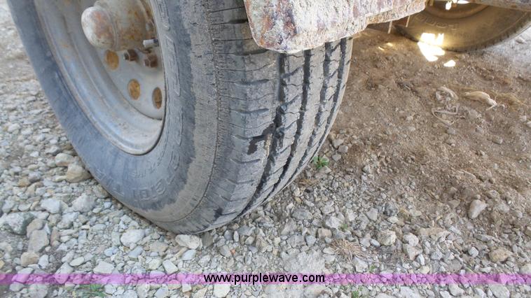 image for item K5205 Brush Bandit 200T chipper