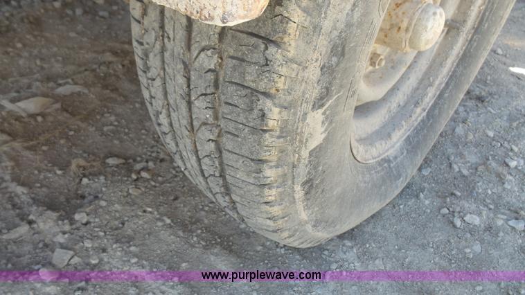 image for item K5205 Brush Bandit 200T chipper