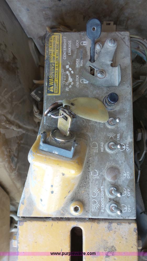 image for item K5206 1995 Caterpillar 120G motor grader