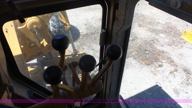 image for item K5206 1995 Caterpillar 120G motor grader