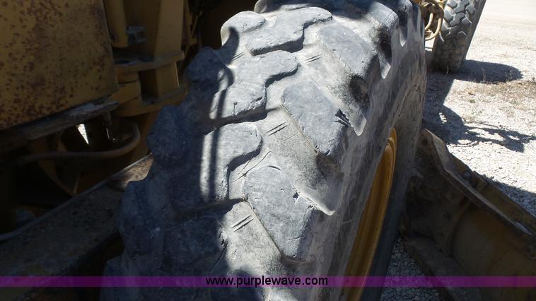 image for item K5206 1995 Caterpillar 120G motor grader