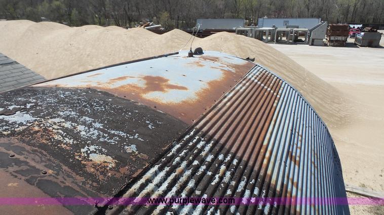 image for item K5209 Insulated oil tank