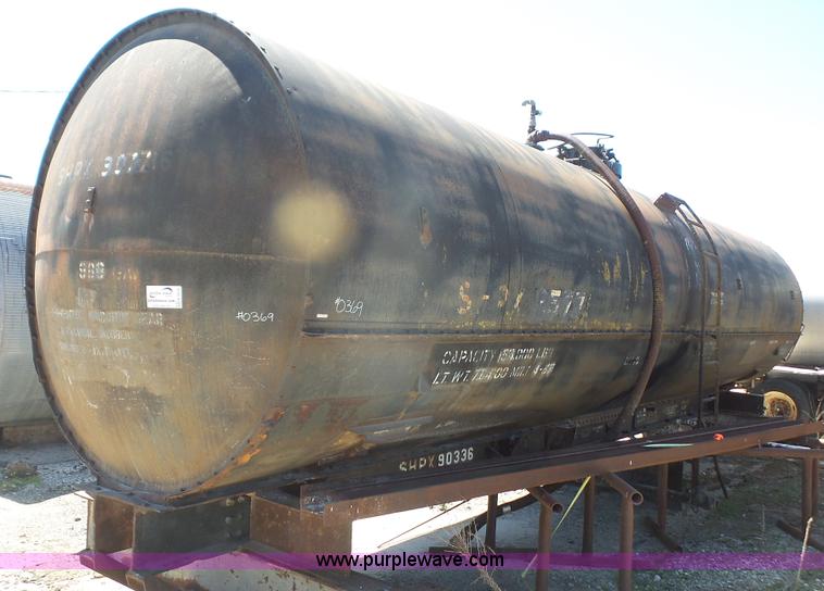 image for item K5232 Railroad car tank