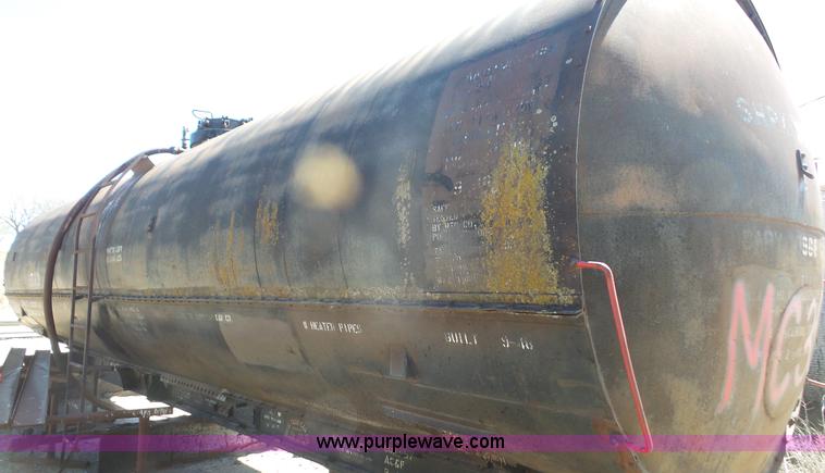 image for item K5232 Railroad car tank