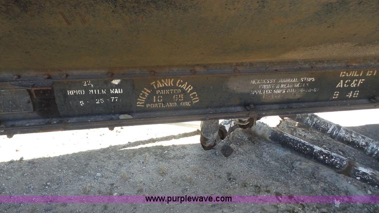 image for item K5232 Railroad car tank