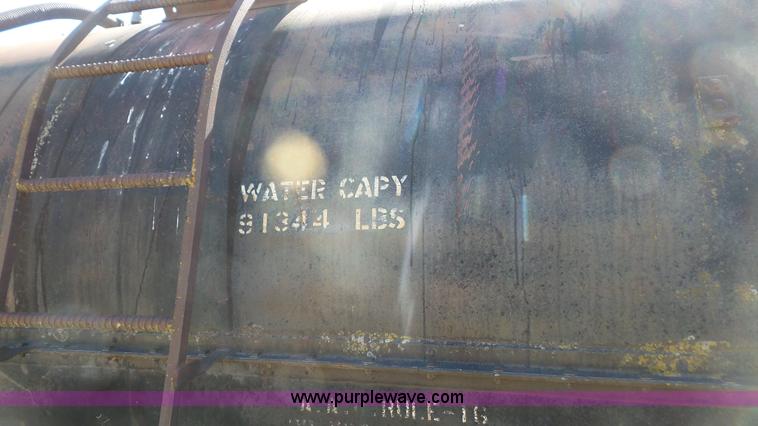 image for item K5232 Railroad car tank