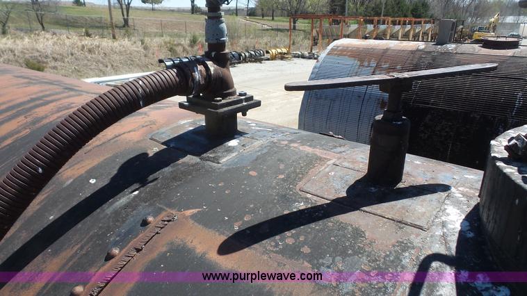 image for item K5232 Railroad car tank