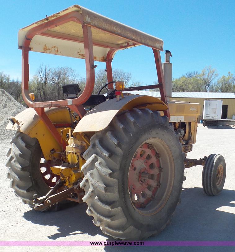 image for item K5234 1973 International 1066 tractor