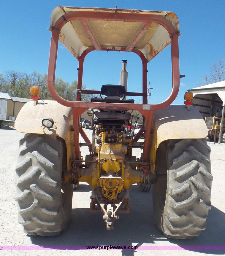 image for item K5234 1973 International 1066 tractor