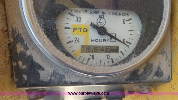 image for item K5234 1973 International 1066 tractor