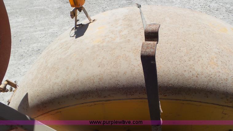 image for item K5234 1973 International 1066 tractor