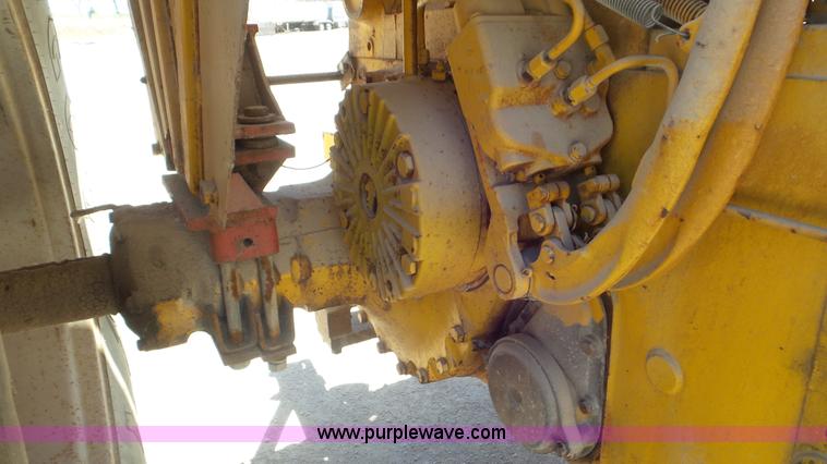 image for item K5234 1973 International 1066 tractor