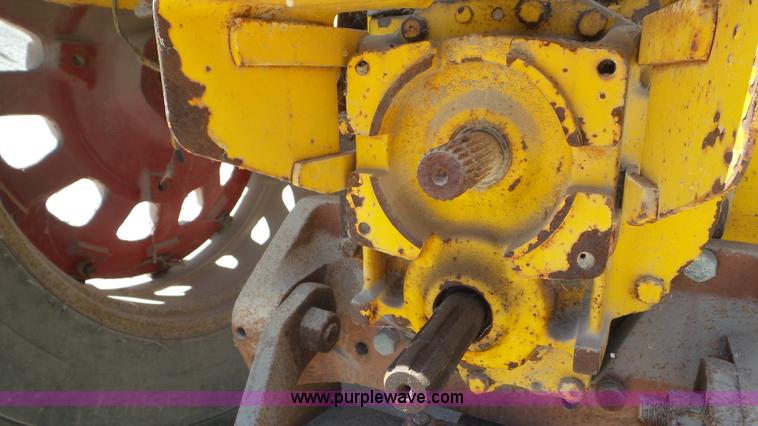 image for item K5234 1973 International 1066 tractor