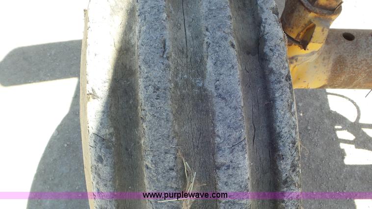 image for item K5234 1973 International 1066 tractor