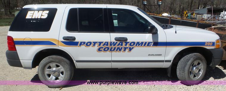 image for item K5236 2004 Ford Explorer SUV