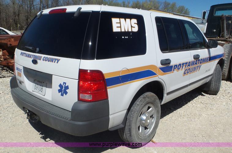 image for item K5236 2004 Ford Explorer SUV