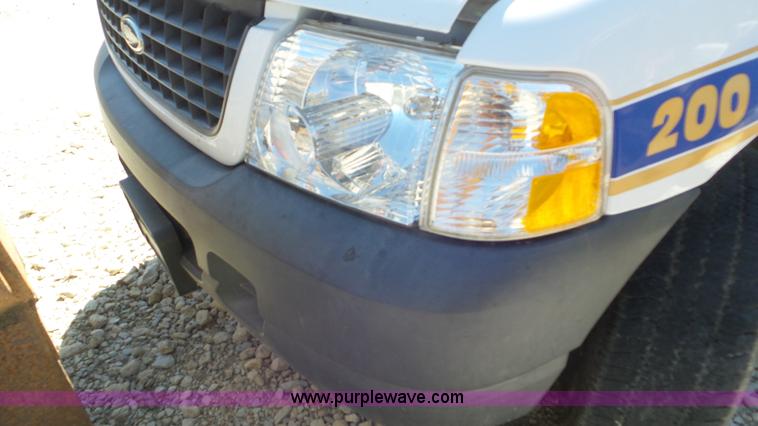 image for item K5236 2004 Ford Explorer SUV