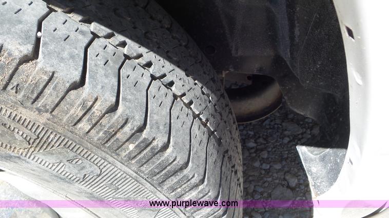 image for item K5236 2004 Ford Explorer SUV