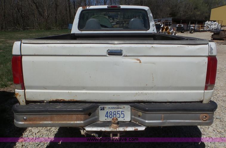 image for item K5239 1995 Ford F250 HD pickup truck