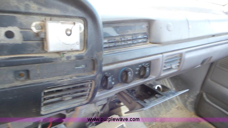 image for item K5239 1995 Ford F250 HD pickup truck