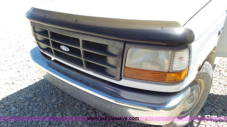 image for item K5239 1995 Ford F250 HD pickup truck