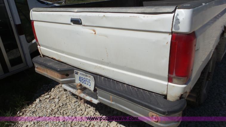 image for item K5239 1995 Ford F250 HD pickup truck