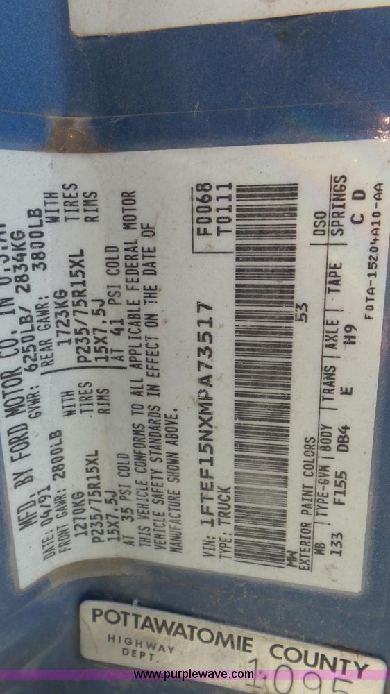 image for item K5242 1991 Ford F150 pickup truck