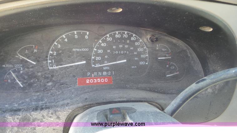 image for item K5243 1999 Ford Ranger SuperCab pickup truck