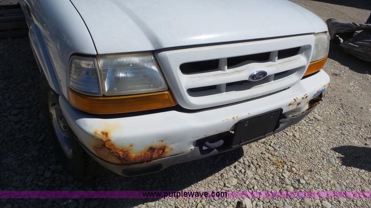 image for item K5243 1999 Ford Ranger SuperCab pickup truck