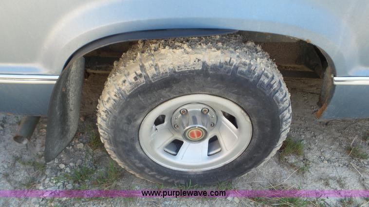 image for item K5245 1990 Ford Econoline E150 van