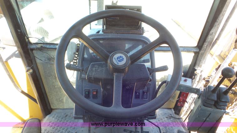 image for item K5246 1996 New Holland 7740 tractor