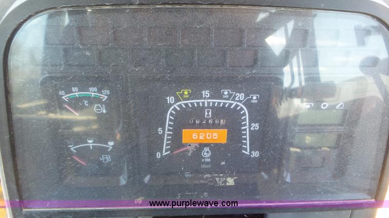 image for item K5246 1996 New Holland 7740 tractor