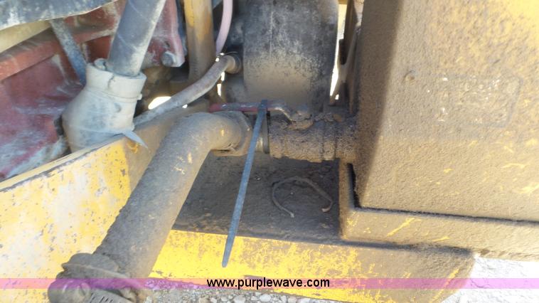 image for item K5246 1996 New Holland 7740 tractor