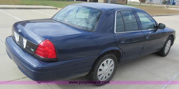image for item K7536 2011 Ford Crown Victoria Police Interceptor