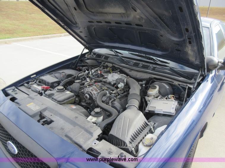 image for item K7536 2011 Ford Crown Victoria Police Interceptor