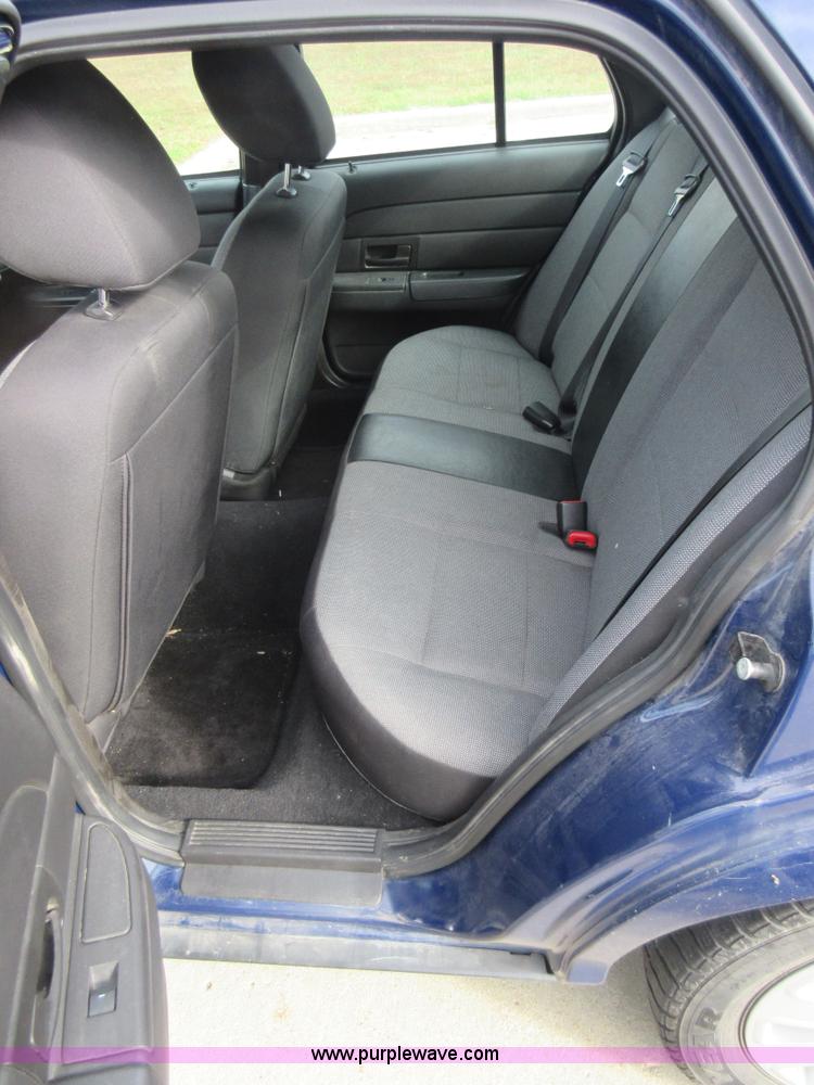 image for item K7536 2011 Ford Crown Victoria Police Interceptor