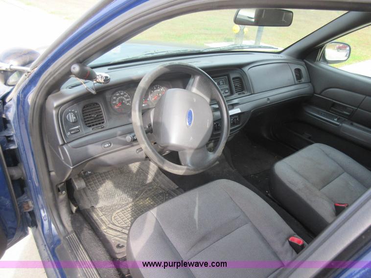 image for item K7536 2011 Ford Crown Victoria Police Interceptor