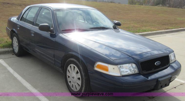 image for item K7537 2011 Ford Crown Victoria Police Interceptor