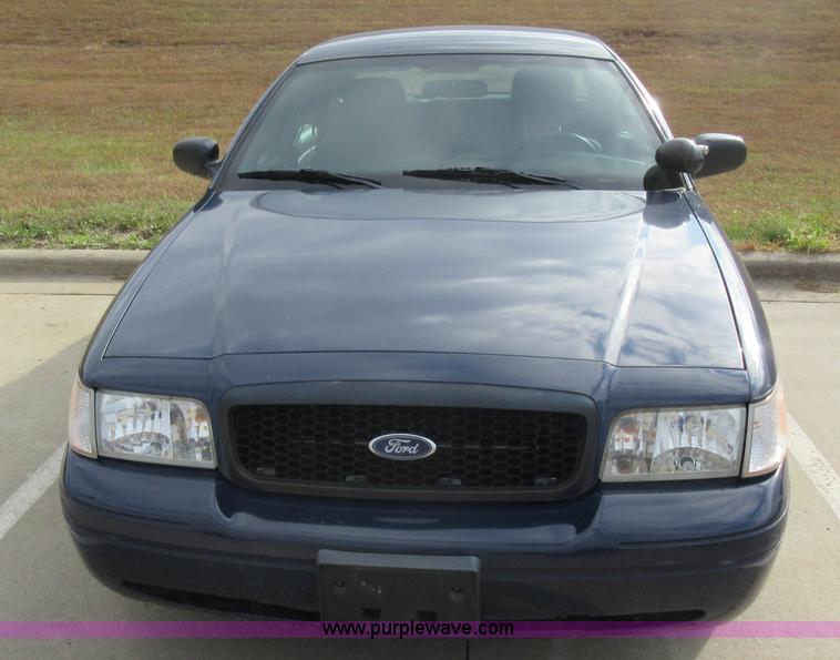 image for item K7537 2011 Ford Crown Victoria Police Interceptor