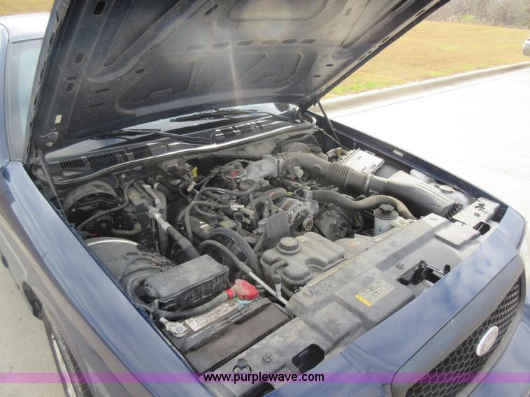image for item K7537 2011 Ford Crown Victoria Police Interceptor