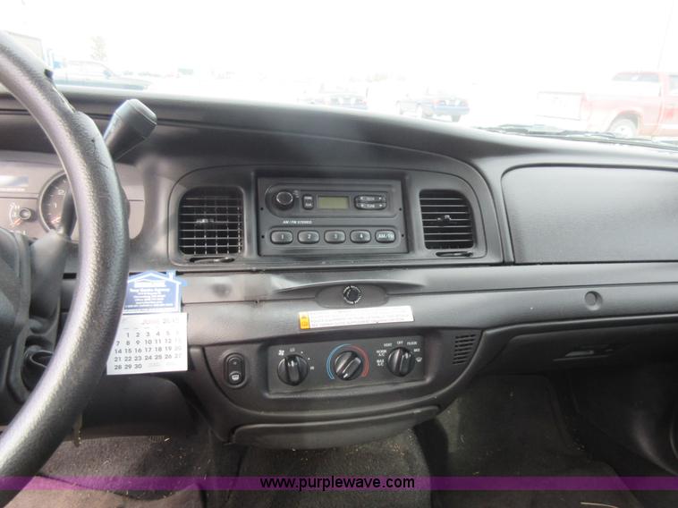 image for item K7537 2011 Ford Crown Victoria Police Interceptor