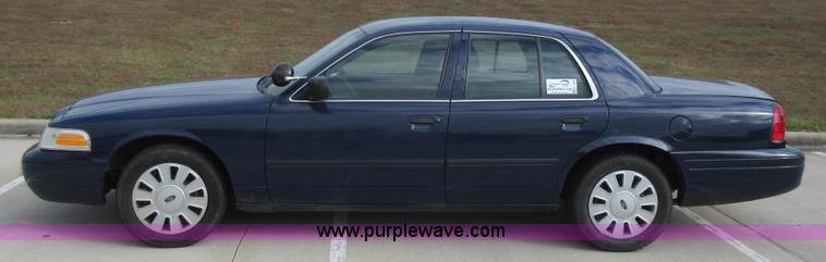 image for item K7538 2011 Ford Crown Victoria Police Interceptor