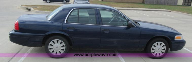 image for item K7538 2011 Ford Crown Victoria Police Interceptor