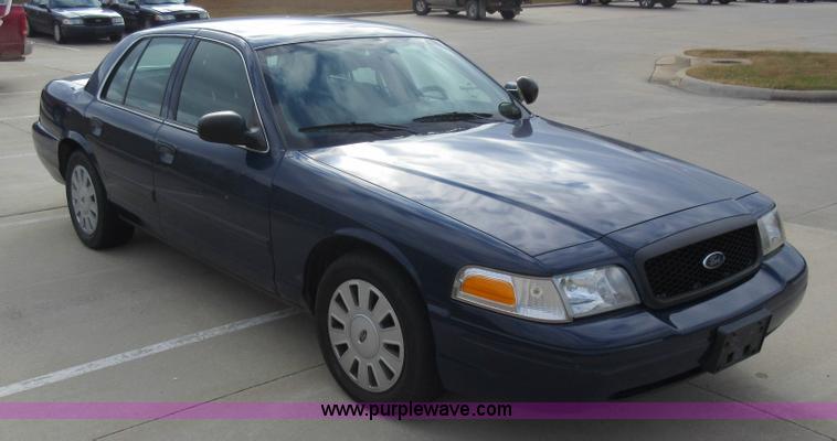 image for item K7538 2011 Ford Crown Victoria Police Interceptor